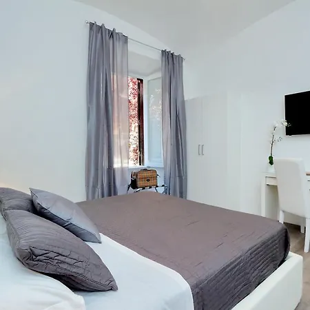 St. Peter Vatican House דירה *